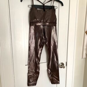 20. Size 2 LULULEMON Brown Shine Flow-Y Bra & Align Leggings SET